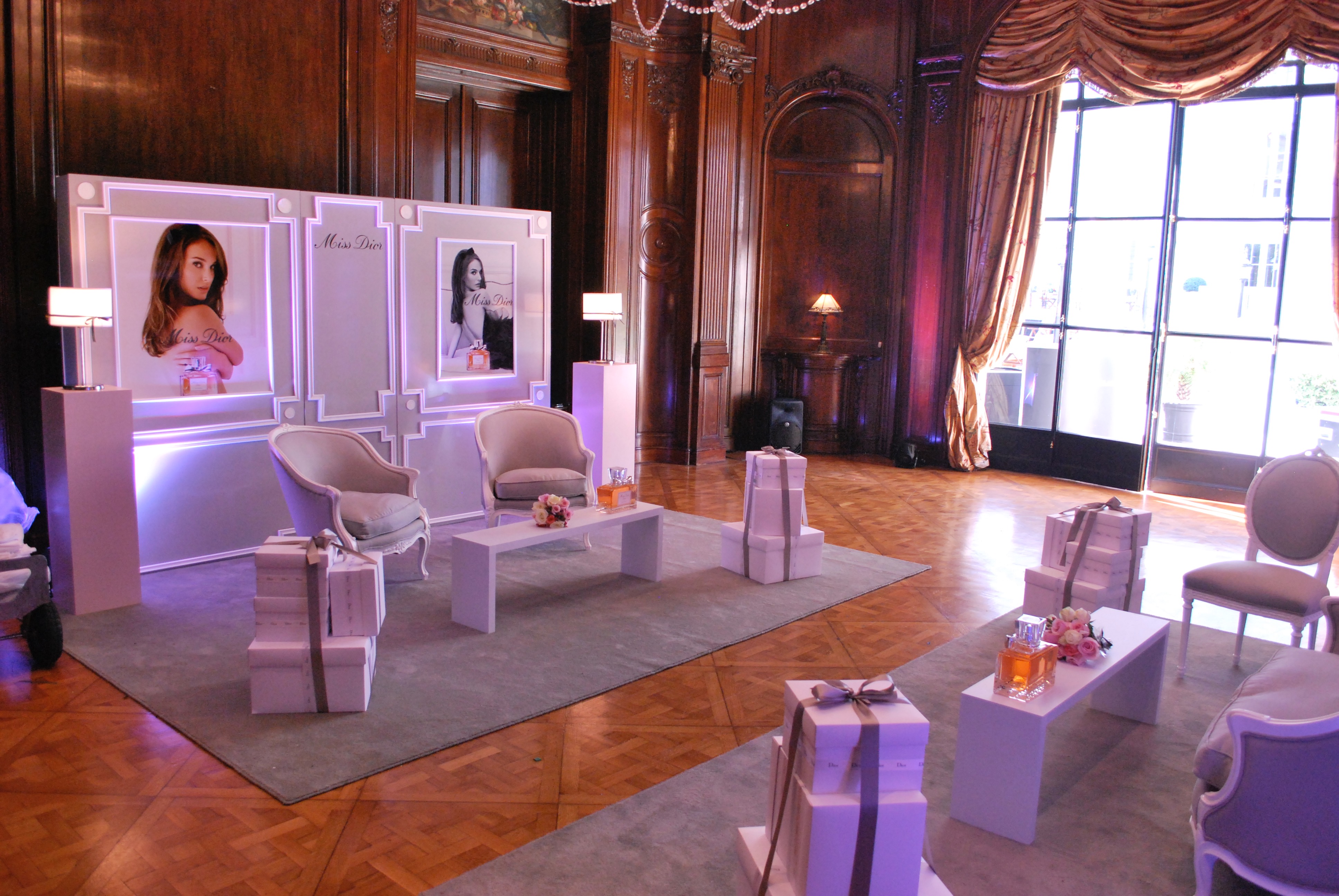 Montaje del caso Miss Dior